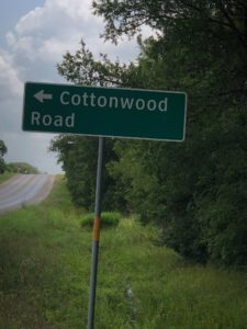 cottonwood road sign